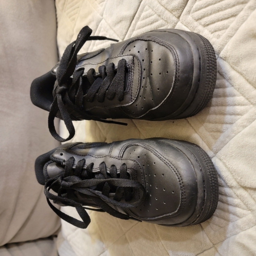 Nike Air For E 1  Black Athletic Shoes for Women Size 7